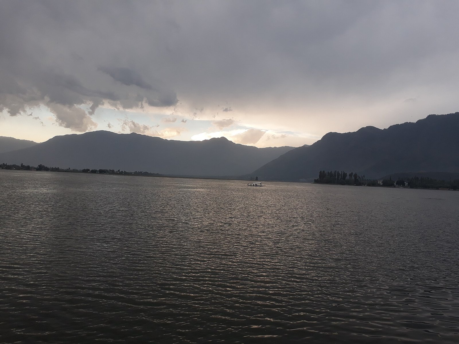 Srinagar Kashmir destination photo